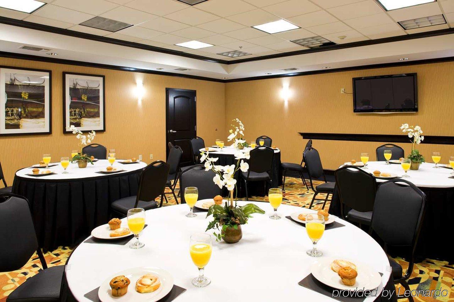 Hampton Inn & Suites Longview North Restaurant photo